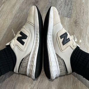 New Balance Fresh Foam - Tan and Black Cheetah Leopard Design - Size 8